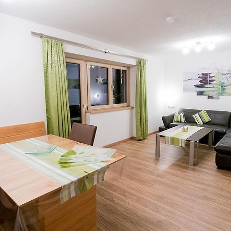 Haus Schennach Apartamento Mayrhofen Quarto foto