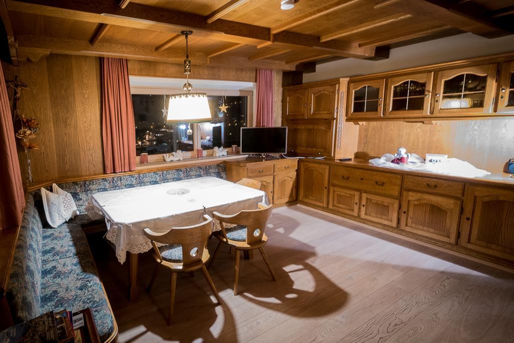 Haus Schennach Apartamento Mayrhofen Quarto foto